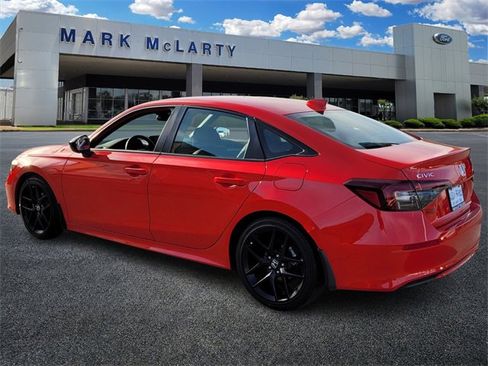 Used 2025 Honda Civic Sport image 5