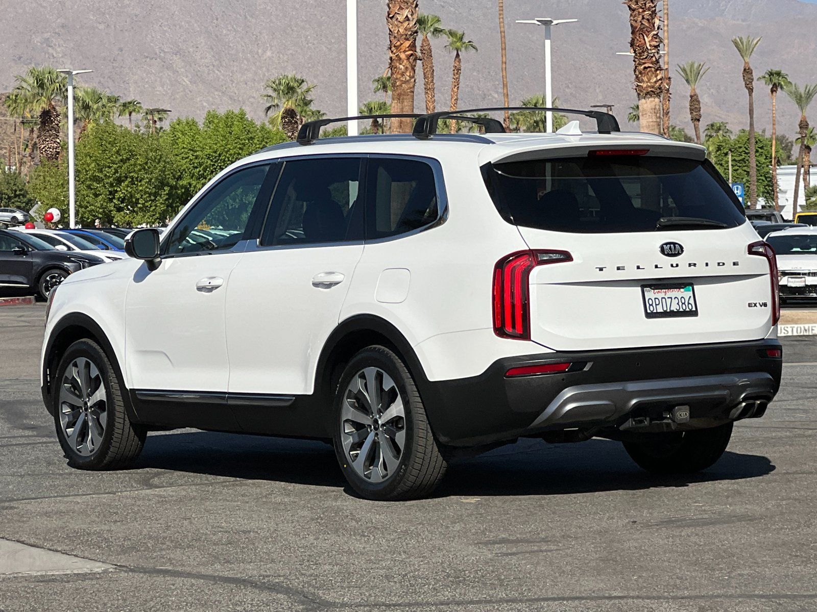 Used 2020 Kia Telluride EX w/ EX Premium Package FWD image 5