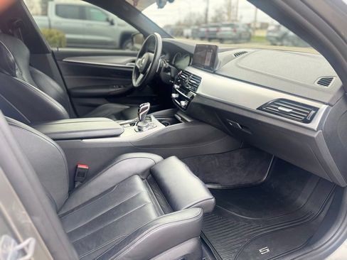Used 2019 BMW M5 w/ Executive Package image 11
