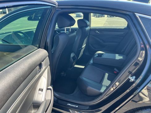 Used 2018 Honda Accord Sport image 34