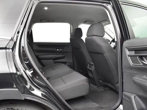 Used 2025 Honda CR-V LX image 18