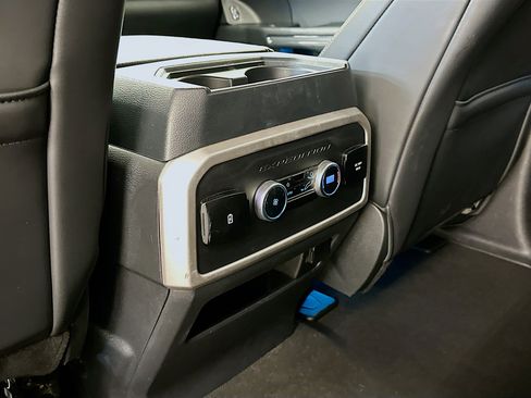 Used 2024 Ford Expedition Max XLT image 28