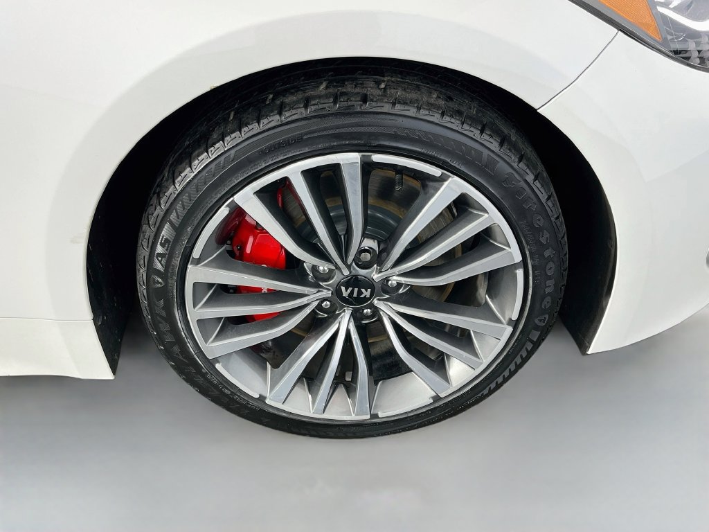 Used 2022 Kia Stinger GT2 RWD image 38