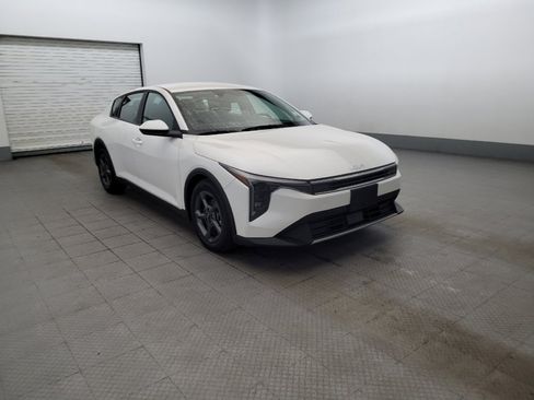 Used 2025 Kia K4 FWD image 13
