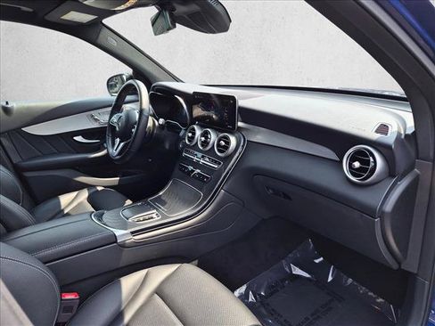 Used 2021 Mercedes-Benz GLC 300 4MATIC image 22