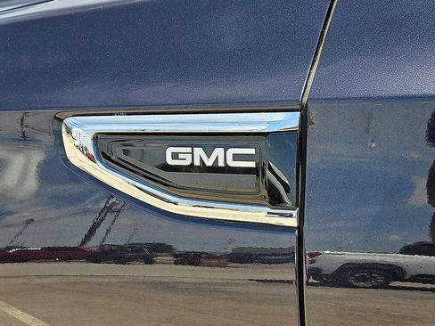 Used 2024 GMC Yukon SLT RWD image 14