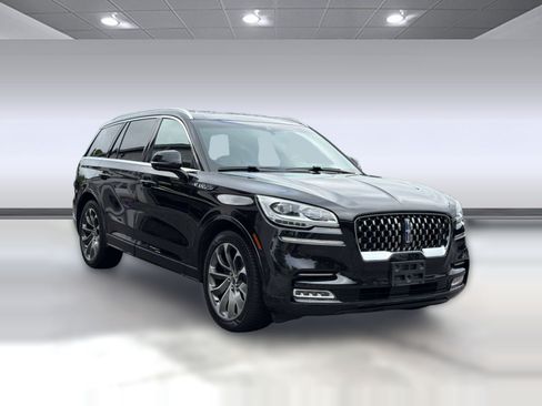 Used 2022 Lincoln Aviator Grand Touring w/ Equipment Group 301A AWD/4WD image 7