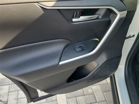 Used 2023 Toyota RAV4 XLE w/ Convenience Package image 22