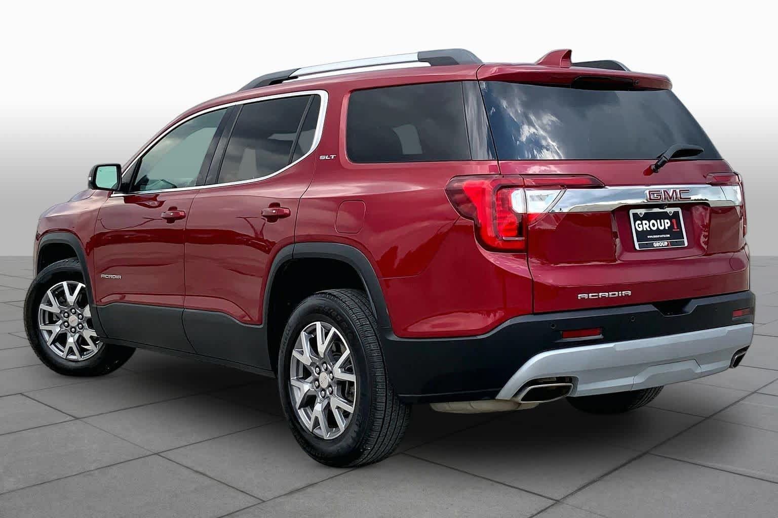 Used 2020 GMC Acadia SLT w/ Driver Alert Package II FWD image 12