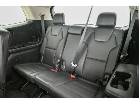 Certified 2024 Kia Telluride S image 18