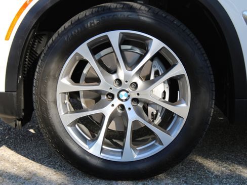 Used 2026 BMW X5 xDrive40i image 11