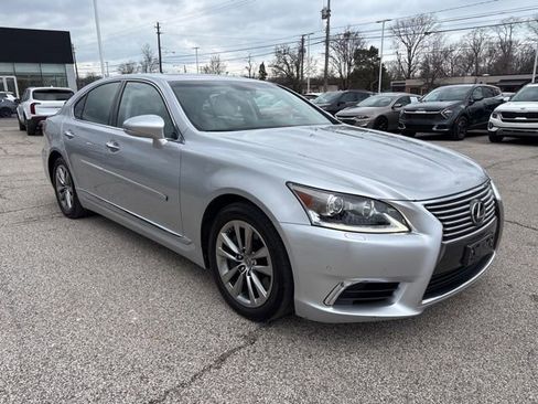 Used 2015 Lexus LS 460 AWD w/ Comfort Package image 3