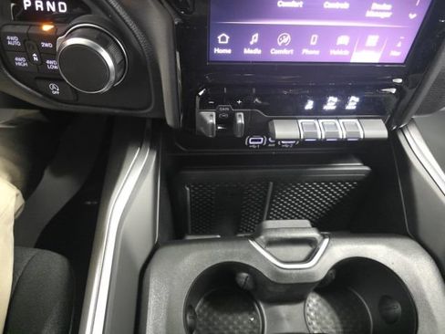 New 2026 RAM 1500 Big Horn AWD/4WD image 32