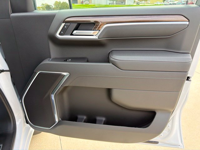 New 2026 Chevrolet Silverado 1500 RST w/ Z71 Off-Road Package AWD/4WD image 32