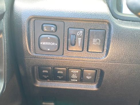 Used 2020 Toyota 4Runner TRD Off-Road AWD/4WD image 29