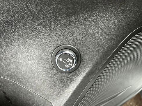 Used 2022 Buick Envision Preferred image 21