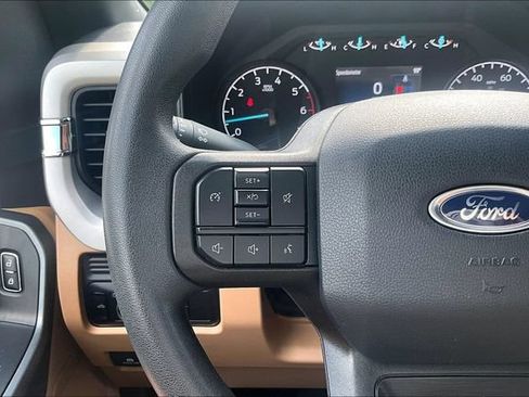 Used 2025 Ford F250 XLT AWD/4WD image 17