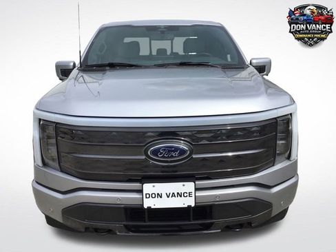 Used 2023 Ford F150 Lightning Platinum image 8
