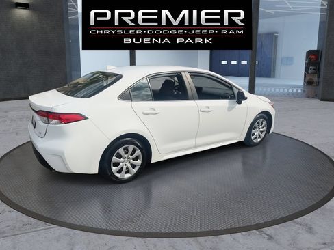 Used 2024 Toyota Corolla LE FWD image 8