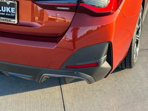 Used 2023 BMW i4 eDrive40 w/ M Sport Package image 10