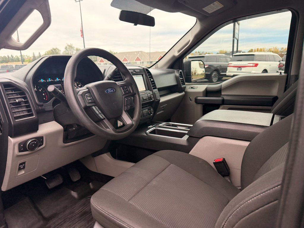 Used 2017 Ford F150 XL w/ Equipment Group 101A Mid AWD/4WD image 23