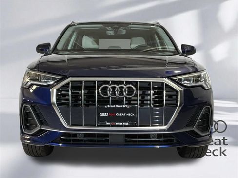 Used 2023 Audi Q3 2.0T Premium Plus w/ Premium Plus Package AWD/4WD image 25