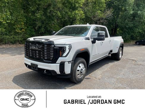 Used 2025 GMC Sierra 3500 Denali Ultimate AWD/4WD image 1