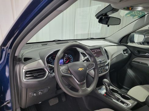 Certified 2022 Chevrolet Equinox LS w/ LS Convenience Package image 27
