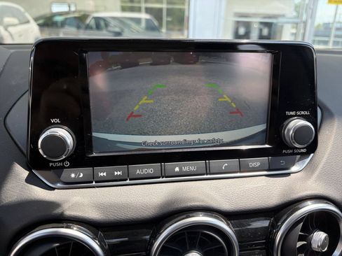 Used 2025 Nissan Sentra S FWD image 17