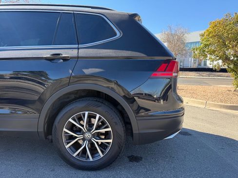 Used 2019 Volkswagen Tiguan SEL image 12