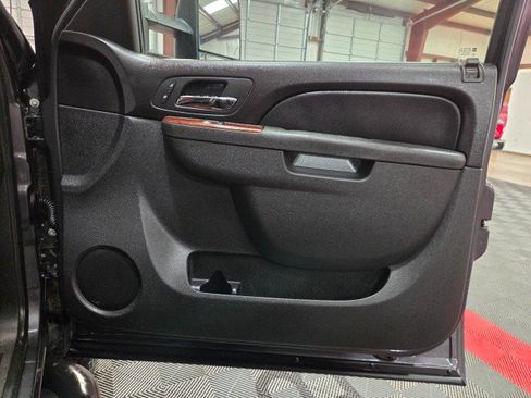 Used 2011 GMC Sierra 2500 SLT w/ SLT Convenience Package image 38