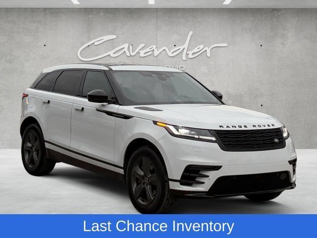 Used 2025 Land Rover Range Rover Velar Dynamic SE AWD/4WD image 2