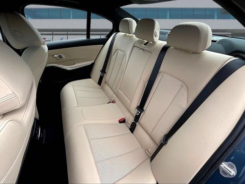 New 2026 BMW 330i xDrive Sedan w/ Premium Package AWD/4WD image 22