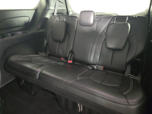 Used 2026 Chrysler Pacifica Select FWD image 12
