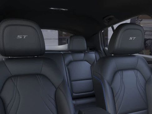 New 2026 Buick Envista Sport Touring image 24