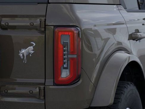 New 2025 Ford Bronco Outer Banks AWD/4WD image 25