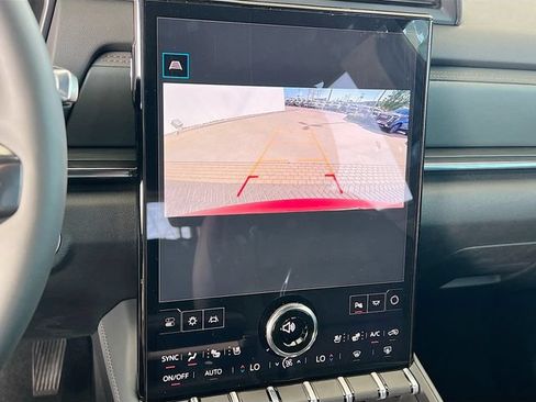 New 2026 GMC Terrain AT4 w/ Convenience Package III AWD/4WD image 9