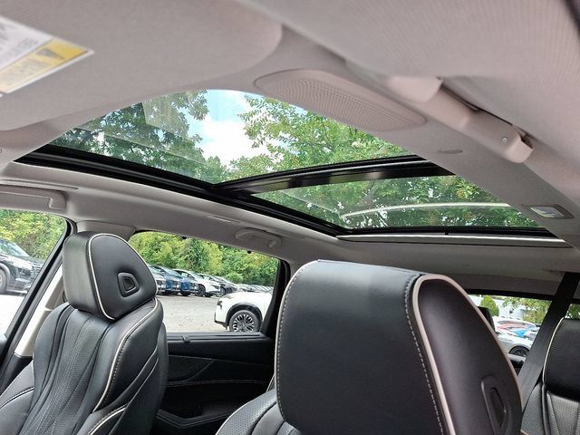Certified 2026 Acura MDX w/ Advance Package AWD/4WD image 16