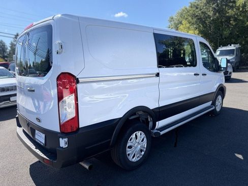 Used 2025 Ford Transit 250 Low Roof w/ Exterior Upgrade Package RWD image 4