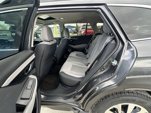 Used 2023 Subaru Outback Premium AWD/4WD image 5
