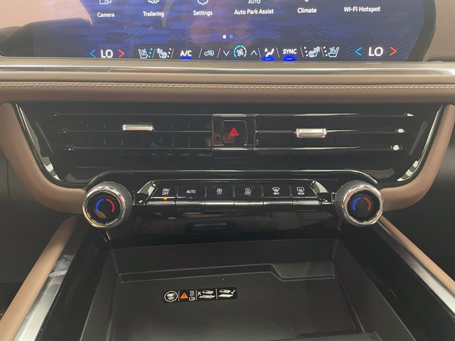 New 2026 Chevrolet Tahoe High Country w/ LPO, Illumination Package AWD/4WD image 11