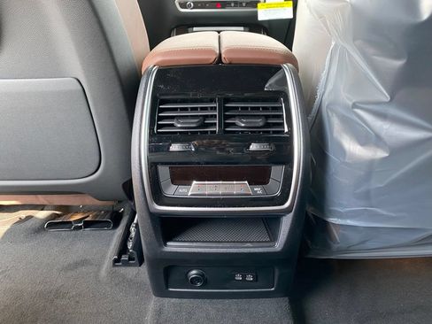 New 2026 BMW X5 xDrive50e w/ M Sport Package AWD/4WD image 8