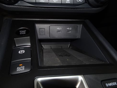 New 2026 Nissan Kicks SV w/ SV Premium Package image 31