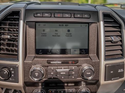 Used 2021 Ford F350 Lariat w/ Lariat Ultimate Package AWD/4WD image 30