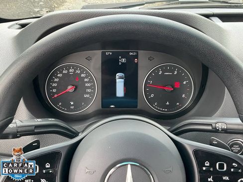 Used 2024 Mercedes-Benz Sprinter 2500 image 35