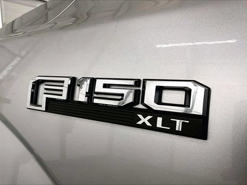 Used 2019 Ford F150 XLT w/ Equipment Group 302A Luxury AWD/4WD image 14