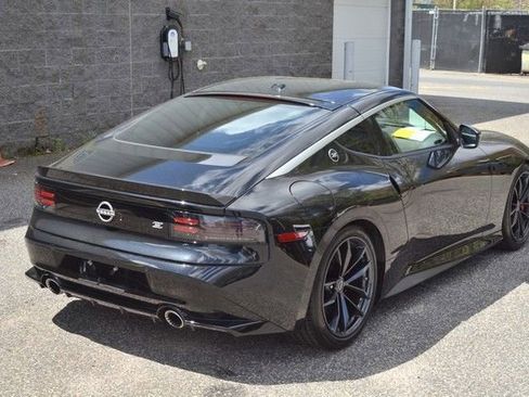 Used 2023 Nissan Z w/ Floor Mat Package (L93) RWD image 8