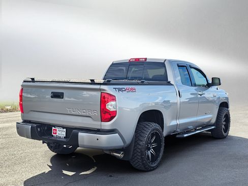 Used 2016 Toyota Tundra Limited w/ Limited Premium Package AWD/4WD image 5