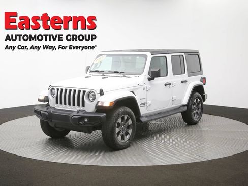 Used 2018 Jeep Wrangler Unlimited Sahara AWD/4WD image 51