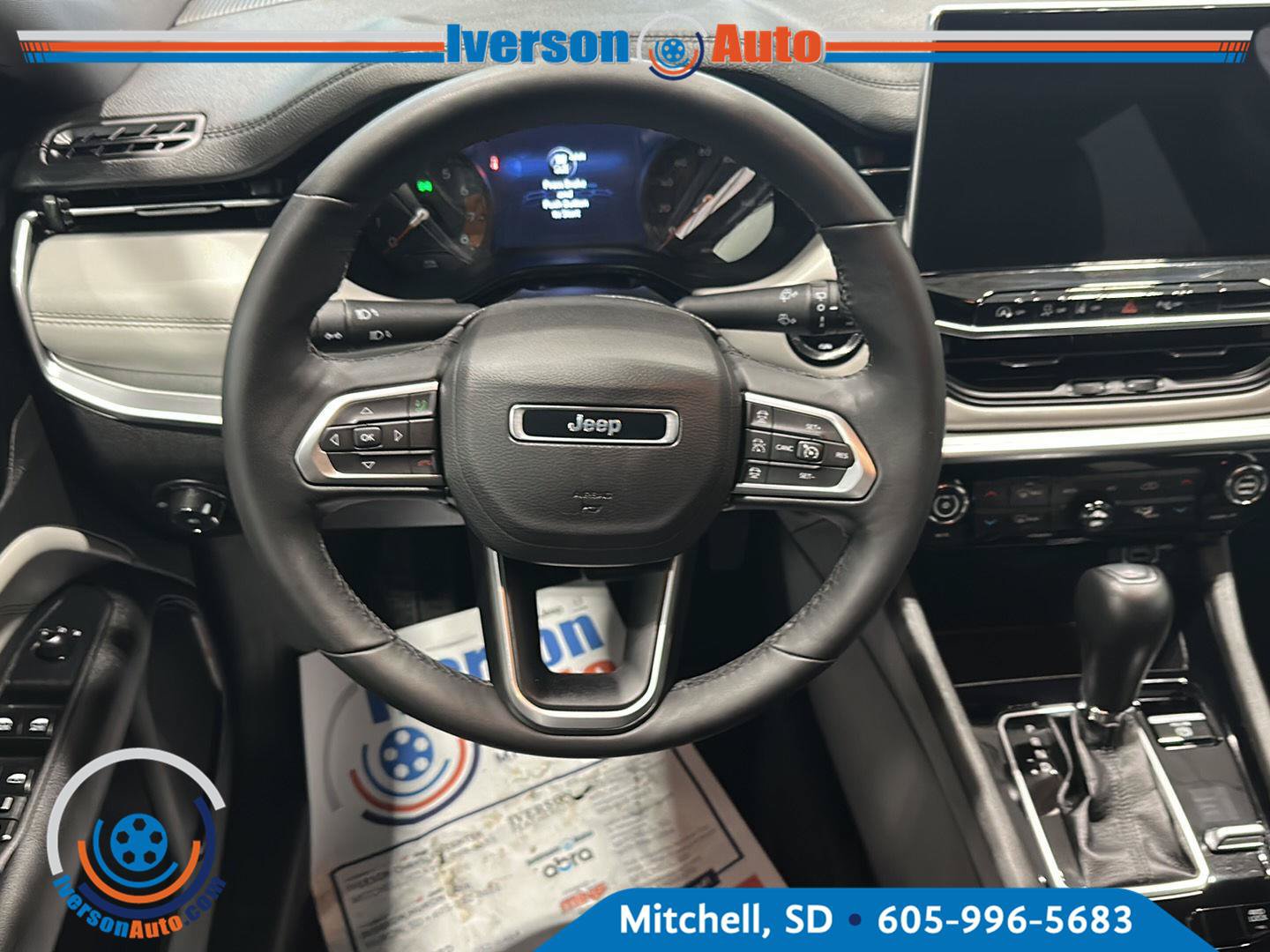 Used 2025 Jeep Compass Limited AWD/4WD image 25